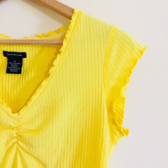 Calvin Klein Yellow Ruched Cleavage Top - Picture 4 of 5
